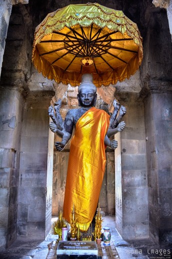 Entryway statue, Angkor Wat, Cambodia