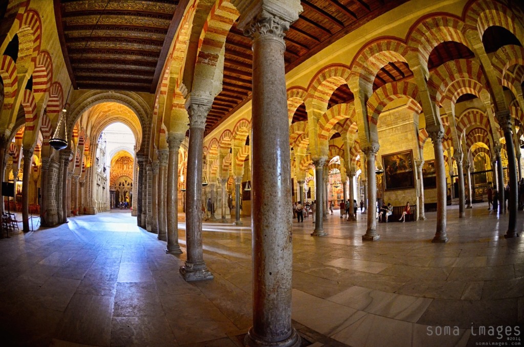 Arches, Mezquita de Córdoba, Cordoba, Spain