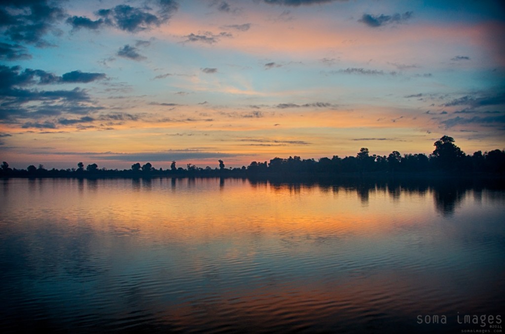 Sunrise, Srah Srang, Angkor Wat, Cambodia