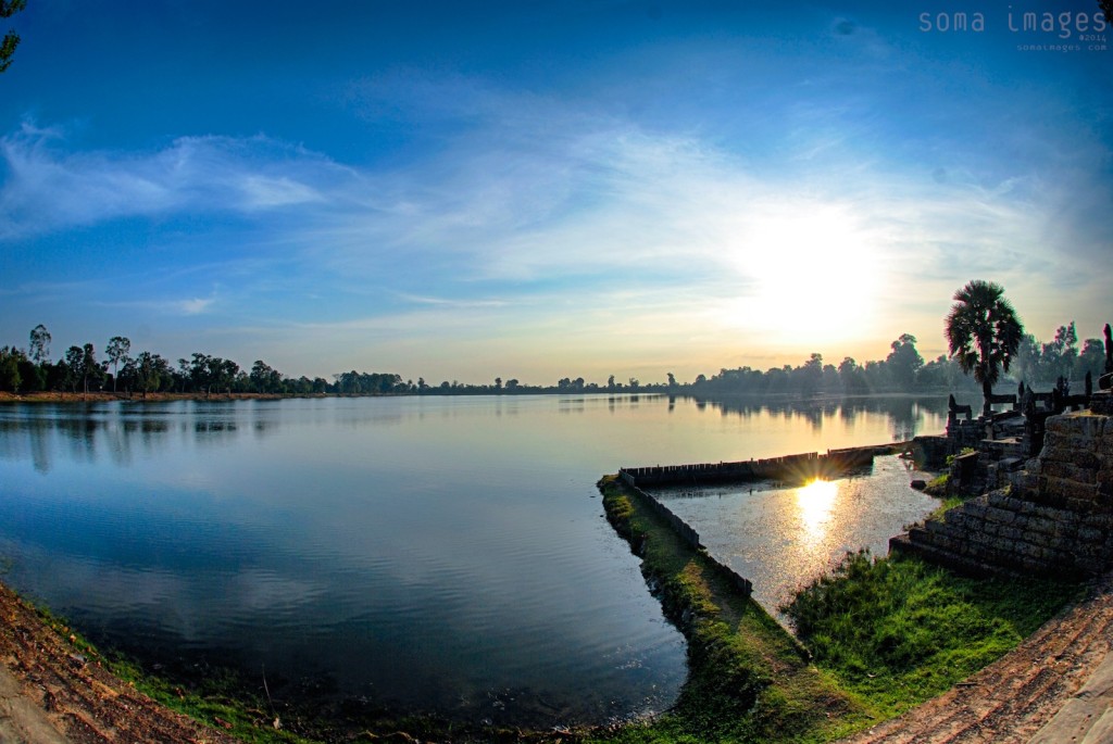 Sunrise, Srah Srang, Angkor Wat, Cambodia